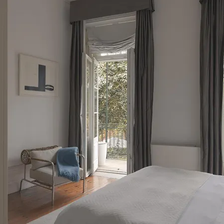 Oda ve Kahvaltı Loft 4*