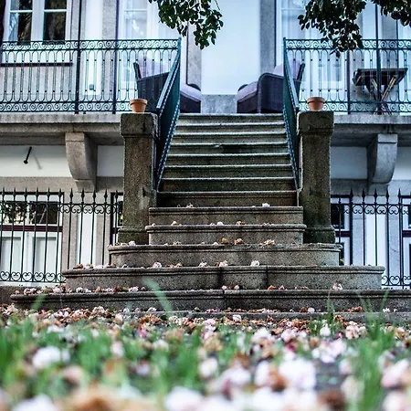 Loft Bed & Breakfast