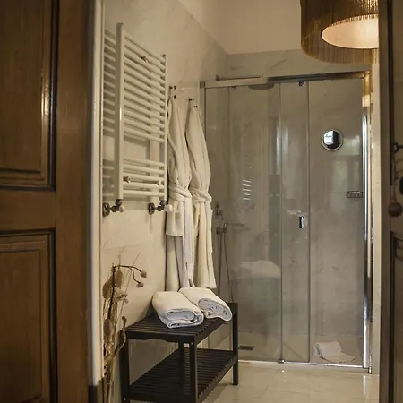 Oda ve Kahvaltı Loft 4*