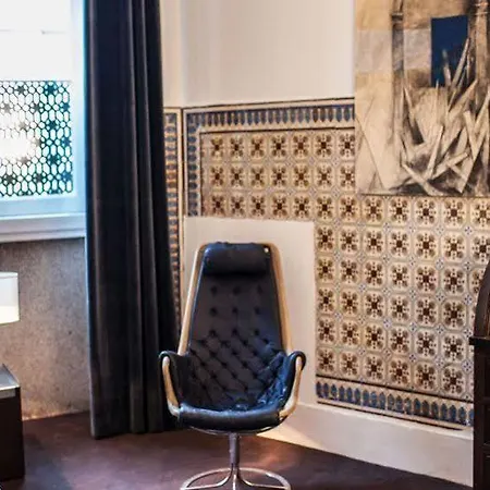 Oda ve Kahvaltı Loft 4*