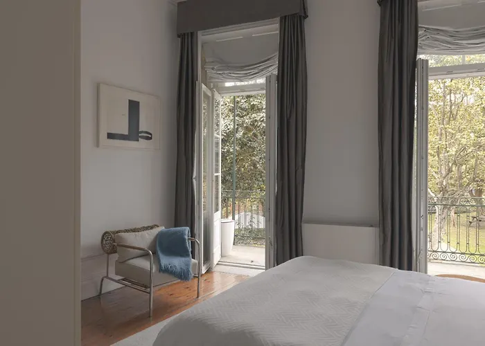 Oda ve Kahvaltı Loft 4*