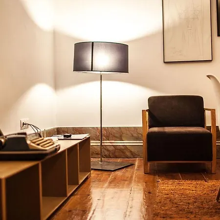 Loft فندق مبيت وإفطار 4*