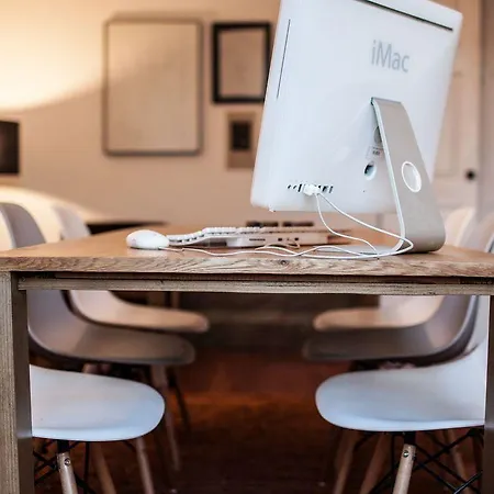 לינה וארוחת בוקר Loft 4*