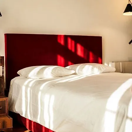 Bed & Breakfast Loft 4*