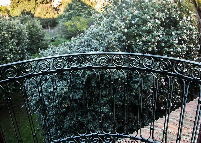 Loft לינה וארוחת בוקר 4*