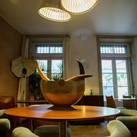 Loft فندق مبيت وإفطار