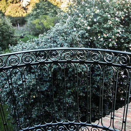 Loft فندق مبيت وإفطار 4*