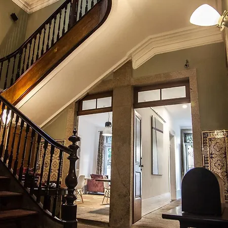 Loft فندق مبيت وإفطار 4*